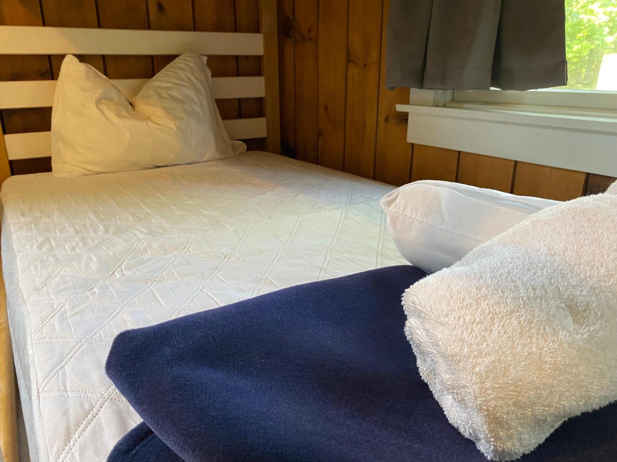 Hi Martha'S Vineyard Hostel Vineyard Haven Esterno foto