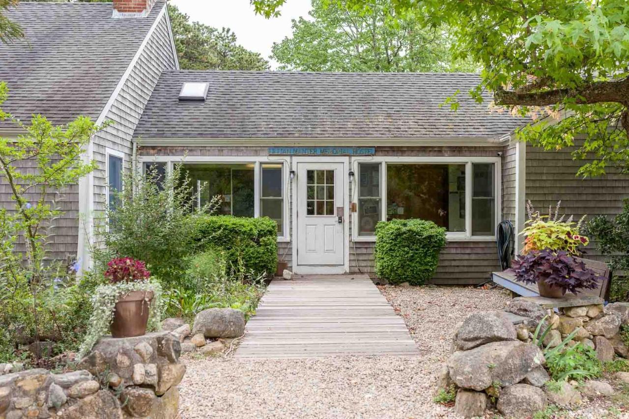 Hi Martha'S Vineyard Hostel Vineyard Haven Esterno foto