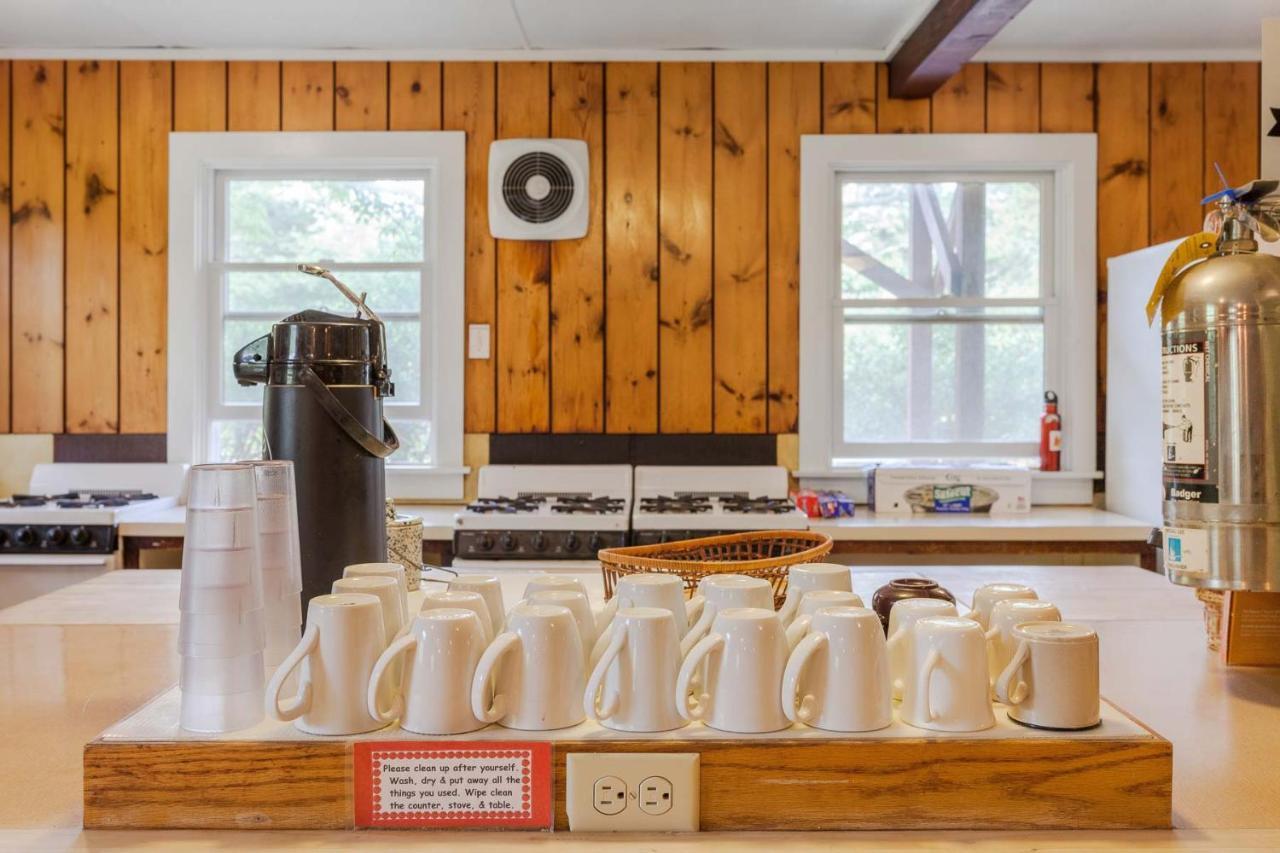 Hi Martha'S Vineyard Hostel Vineyard Haven Esterno foto