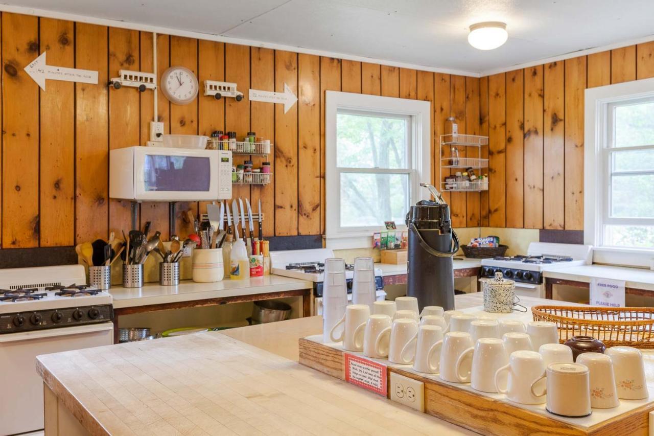 Hi Martha'S Vineyard Hostel Vineyard Haven Esterno foto