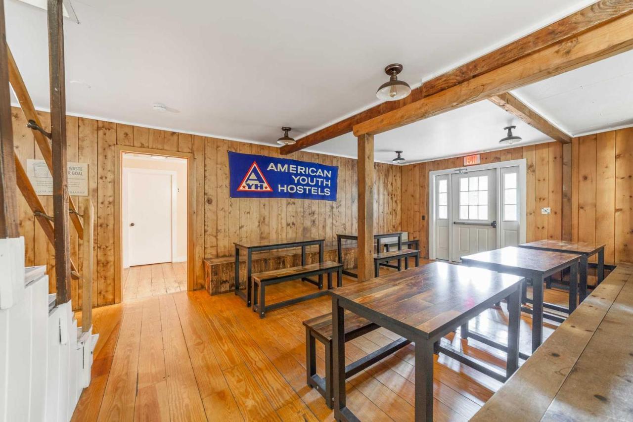 Hi Martha'S Vineyard Hostel Vineyard Haven Esterno foto